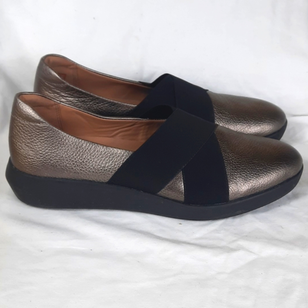 Clarks Unstructured Womens Shoes Size 10 M Contured Comfort Slip On Metallic